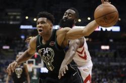 英雄联盟总决赛赛程-猛龙横扫尼克斯，克莱关键制胜的简单介绍