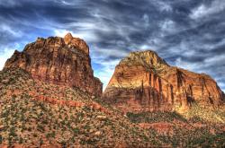 英雄联盟总决赛2025-征服的艺术，当古罗马战阵在现代F1赛道重现