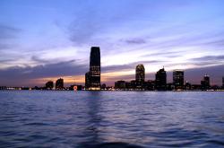 英雄联盟总决赛赛程-钢铁洪流碾碎波兰堡垒，隐秘钥匙帕尔默开启胜利之门