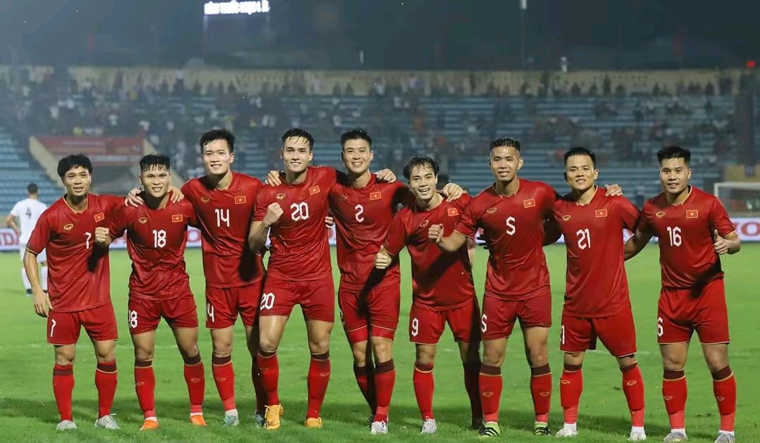 国家队在锦标赛中夺得胜利 国家队在锦标赛中夺得胜利