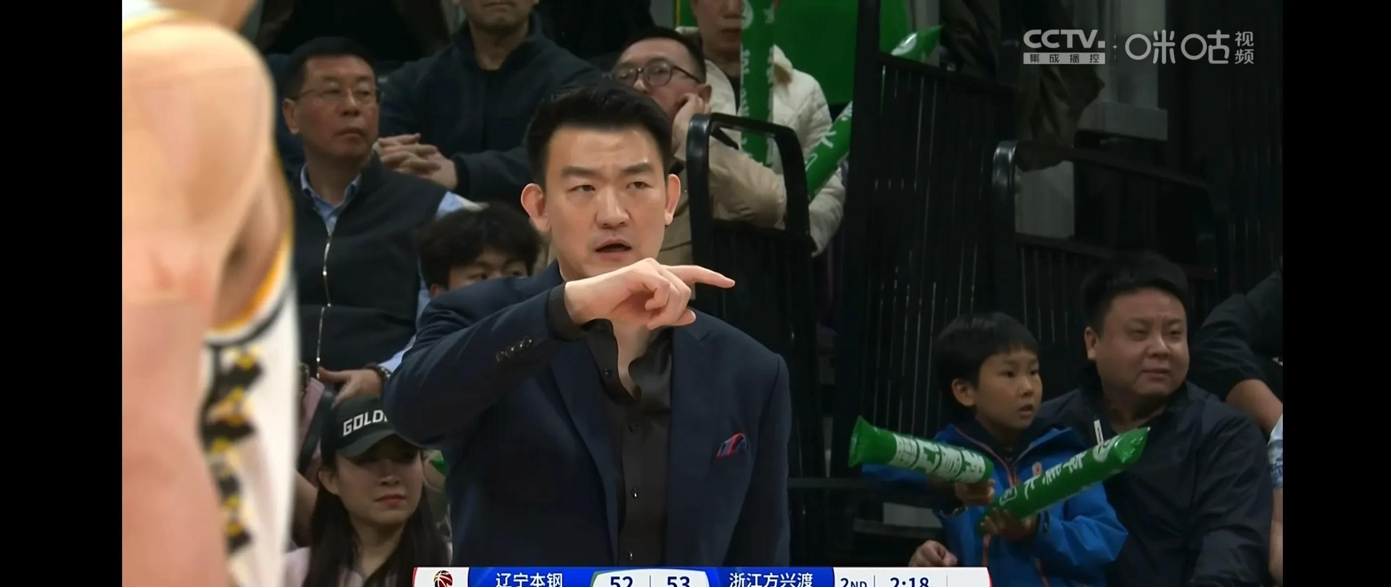 辽宁男篮主场告捷,哈德森砍下分 辽宁男篮主场告捷,哈德森砍下分