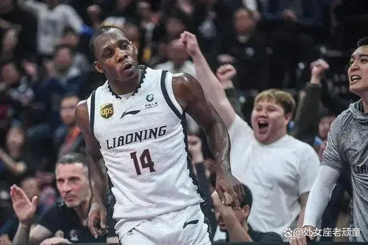 辽宁男篮主场告捷,哈德森砍下分 辽宁男篮主场告捷,哈德森砍下分