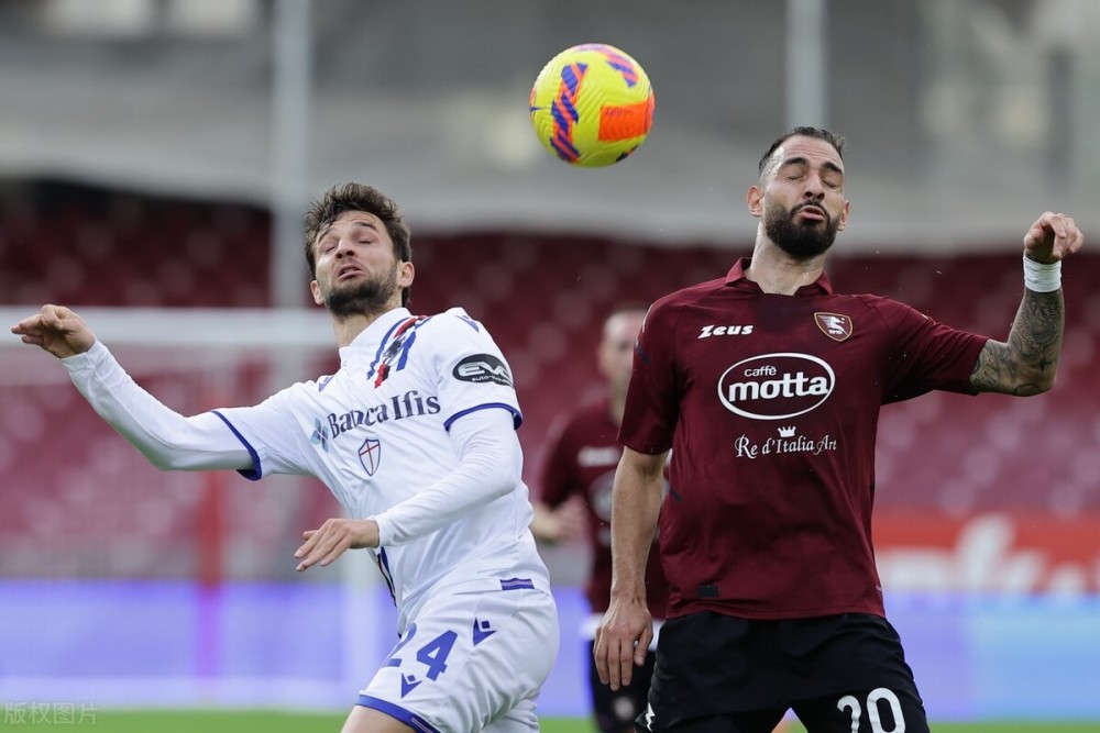 包含瓦朗西亚胜斯特拉斯堡,逃离降级区的词条 包含瓦朗西亚胜斯特拉斯堡,逃离降级区的词条