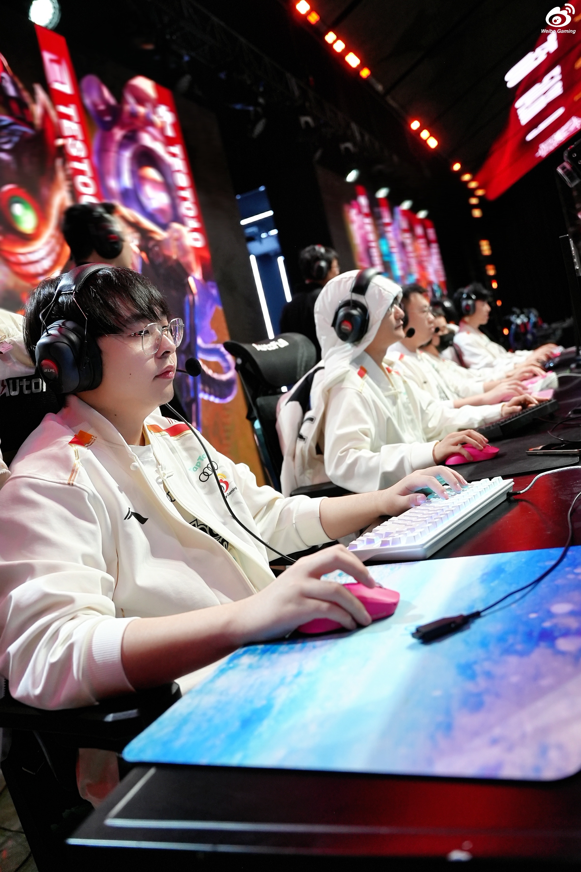 关于LPL赛后采访曝光,内幕引发热议的信息 关于LPL赛后采访曝光,内幕引发热议的信息