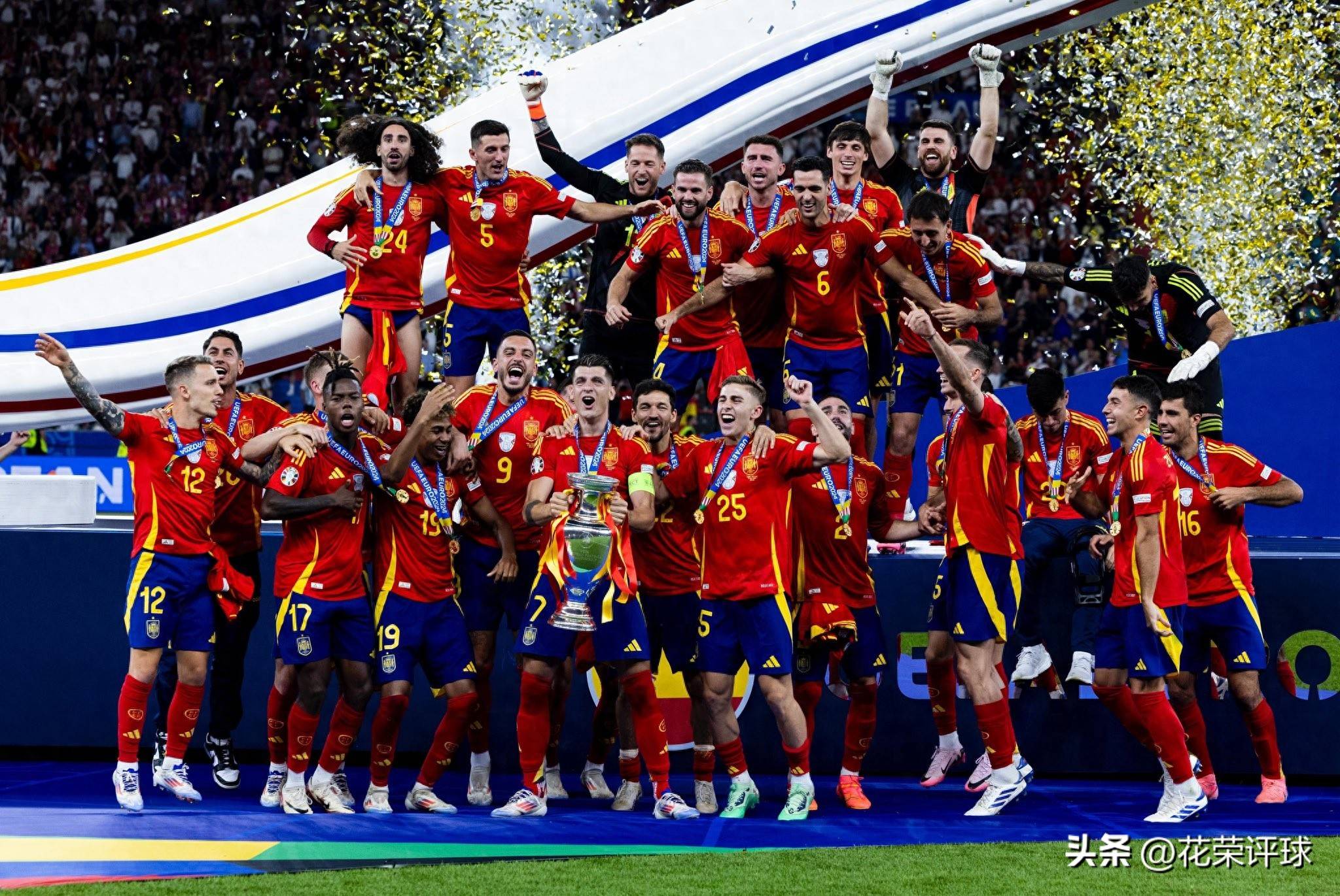 全球瞩目!欧洲杯赛事即将收官 全球瞩目!欧洲杯赛事即将收官