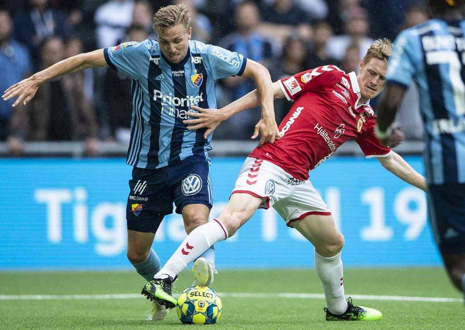 包含瑞典碾压AC米兰,库尔图瓦状态火热的词条 包含瑞典碾压AC米兰,库尔图瓦状态火热的词条