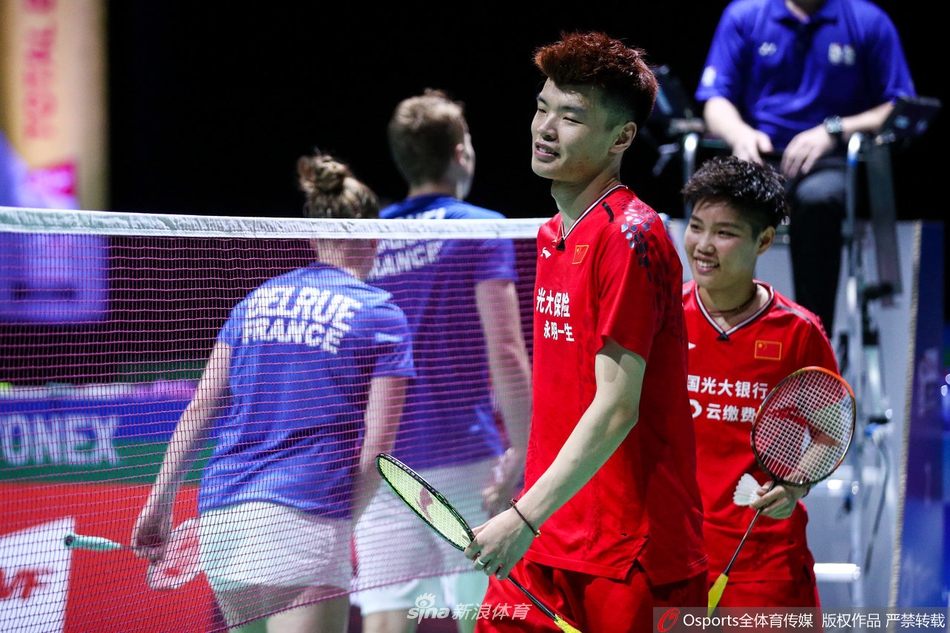 中国队横扫法国队，黄鸭组合扛起全队