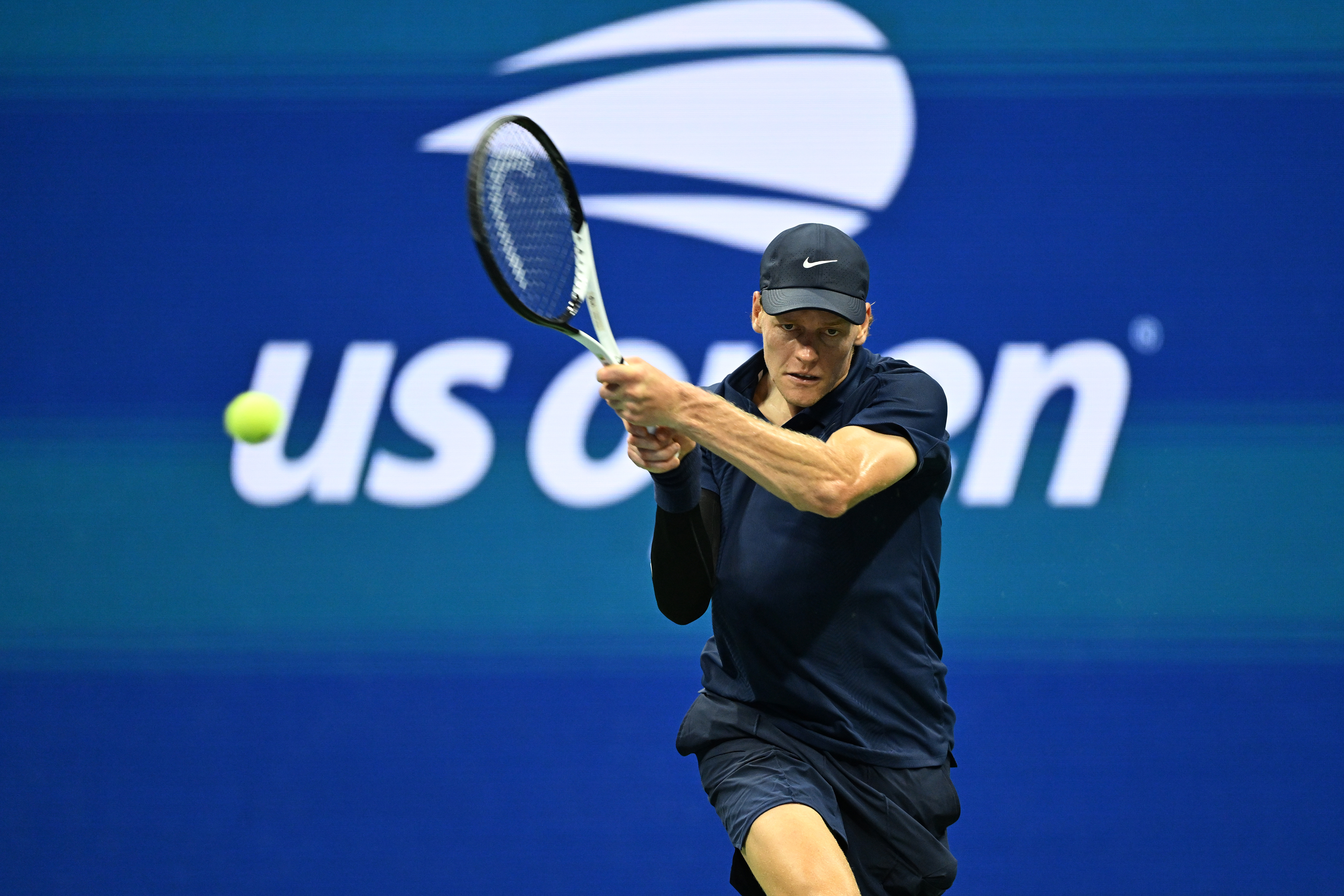 美网轻取ATP总决赛,辛纳统治全场 美网轻取ATP总决赛,辛纳统治全场