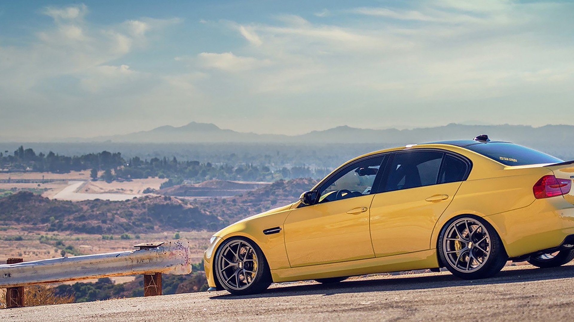 速度与选票，当F1街道赛的弯道哲学，遇见几内亚的政治爆冷