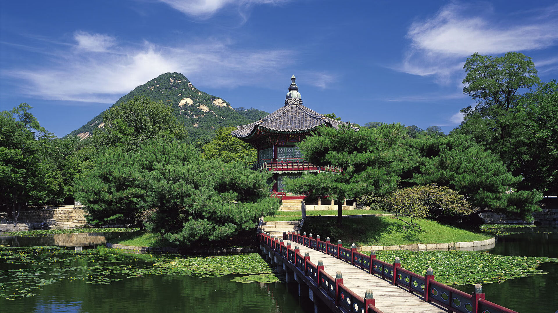 铁骑跨越山海，一个米切尔在两个战场刻下唯一性烙印