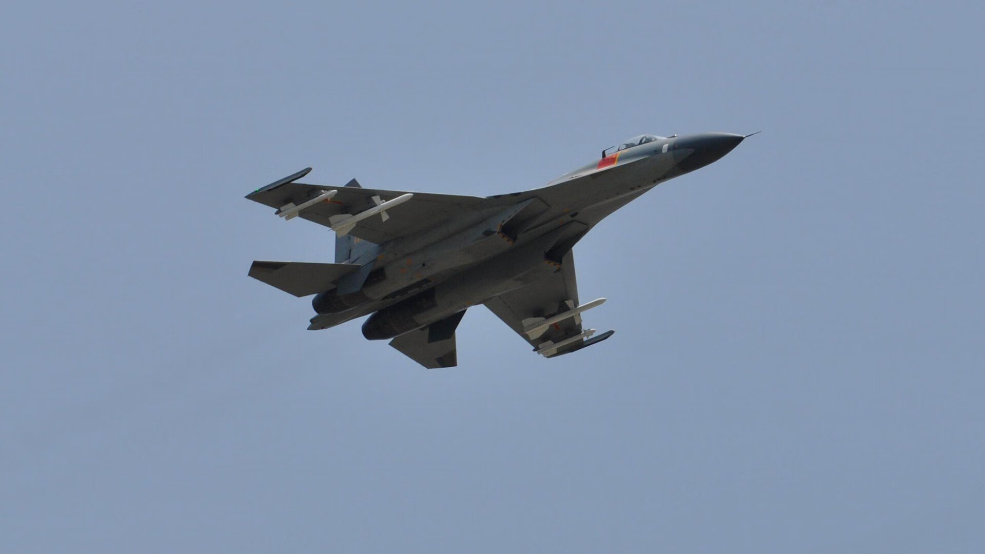 封锁的艺术，从郁金香的战术铁幕到蓝月的防线基石